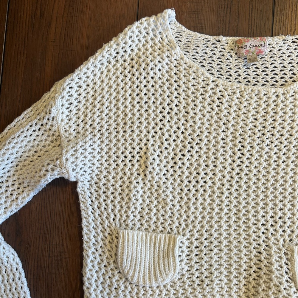 Open-Knit Pocket Cropped Sweater in Cream, Coastal Gradma Style Size L - Picture 2 of 4
